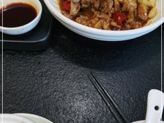 -鱼鲜饭香·招牌汽锅剁椒鱼头王