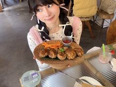 -野草莓自由市场