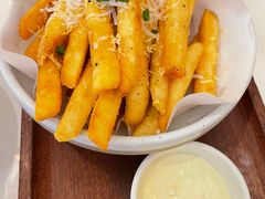 -阿妮叶李(光谷世界城店)