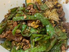 -裕新楼粉面馆·石磨手工粉(四方坪店)