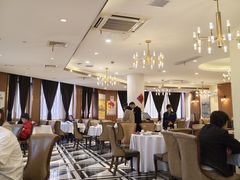 -老人和饭店(淮海中路店)