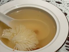 松茸菊花豆腐汤-鹭江宾馆·观海餐厅