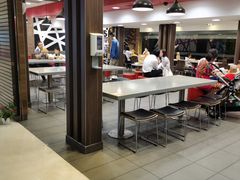 -麦当劳(国际大厦店)