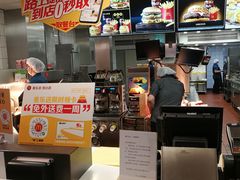 -麦当劳(军博店)