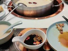 -洪氏嗨捞·猪肚鸡火锅(阳光天地店)