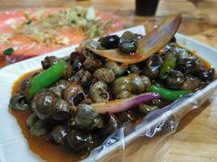 -蚝哥花姐湛江烤生蚝(美丽湾市场店)