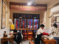 -矮子粉店1985·长沙米粉(湘春路店)