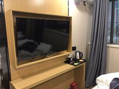 -逸米精选公寓(广州火车站西村地铁站店)