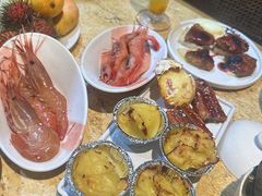 -雍和会海鲜姿造自助(湖东路店)