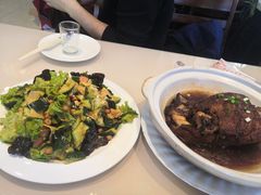 -老码头黑皮肘子锅包肉(文政街店)