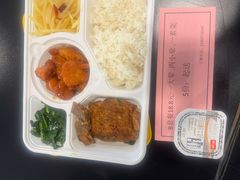 -砂之船奥莱(南京江宁店)