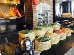 自助取餐区-唐拉雅秀酒店-西锦汇空中BBQ·思创餐厅