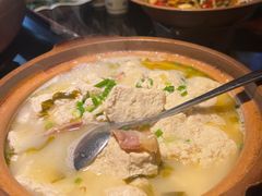 -魏铭鱼头捞饭(晋阳路店)