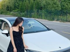 -泰州之星奔驰4S店(海陵店)