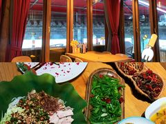 -隔壁老王·家常云南菜(花巷店)