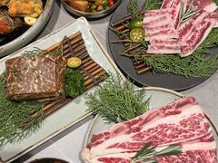 -草家酱蟹炭火烤肉店(珲春南路一店)