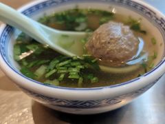 牛丸汤-潮界(LU·ONE凯德晶萃广场店)