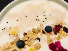 自制酸奶-丝路金桃·新疆菜(徐汇店)