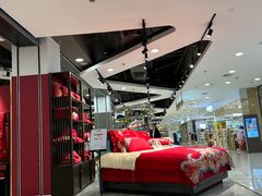 -银泰百货(舟山临城店)