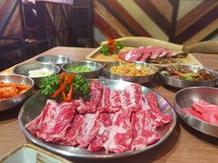 -香猪坊韩国烤肉专属门店(魏公村店)
