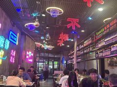 -沪上名羊天下•烤羊腿•东北烧烤•小龙虾(浦东直营总店)