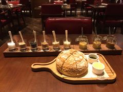 -恰餐厅及酒吧 CHAR Bar & Grill (北京丽都皇冠假日店)