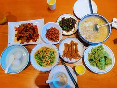 -翠山·映月湖景餐厅(映月湖公园店)