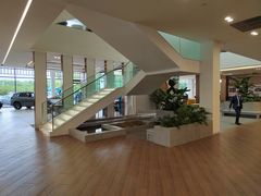 -上海宝宁宝马4S店