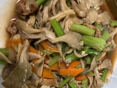 -何适山庄 ·可团建(水长城P2停车场店)