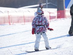 -中旅松花湖滑雪场