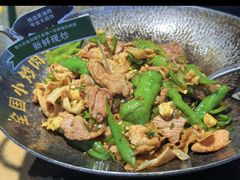-费大厨辣椒炒肉(黄兴中心广场店)