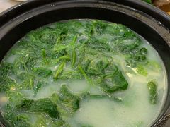 鸡汤浸桑芽苗-寻味顺德·珍之宝酒楼(银钻店)