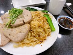 爽脆鲜猪润捞粗面-丽的面家(多宝路店)