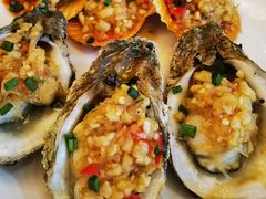 -覃记海鲜美食餐厅