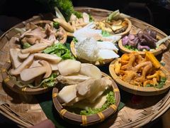 -菌彩云南野生菌火锅(万达广场店)
