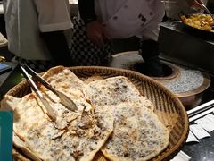桂花豆沙锅盔-巷内锅盔(西城都荟店)