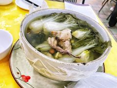 金银花炖猪肺汤-海鲜街菜馆(海珠南路店)