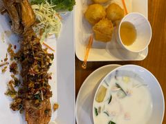-两兄弟Song Pee Nong(2号店)