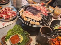 -草家酱蟹炭火烤肉店(珲春南路一店)