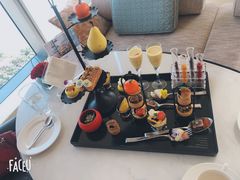 秋日下午茶套餐-三迪希尔顿酒店·星空酒廊