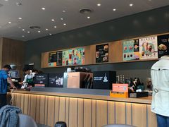 大堂-星巴克(昆山花桥商务城店)