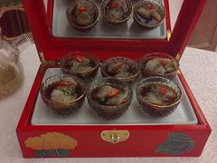 -品海楼·大连海胆锅贴馆(东港店)