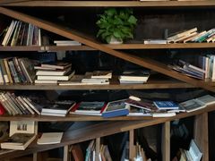 -钟书阁(松江泰晤士小镇店)