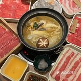 哇哇哇，老板请客  今天部门的人聚餐