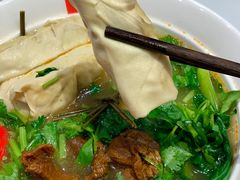 -牛吃草牛肉面(翠柏路店)