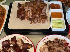 -老鼎万春卤菜(五代传承创始老店)