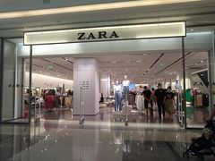 -ZARA(熙地港店)