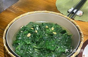 Ginger Stir-fried Sweet Potato Leaves