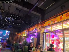 -喜鹊音乐酒馆(西街店)