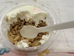 -红宝石·鲜奶小方·海派西点房(控江店)